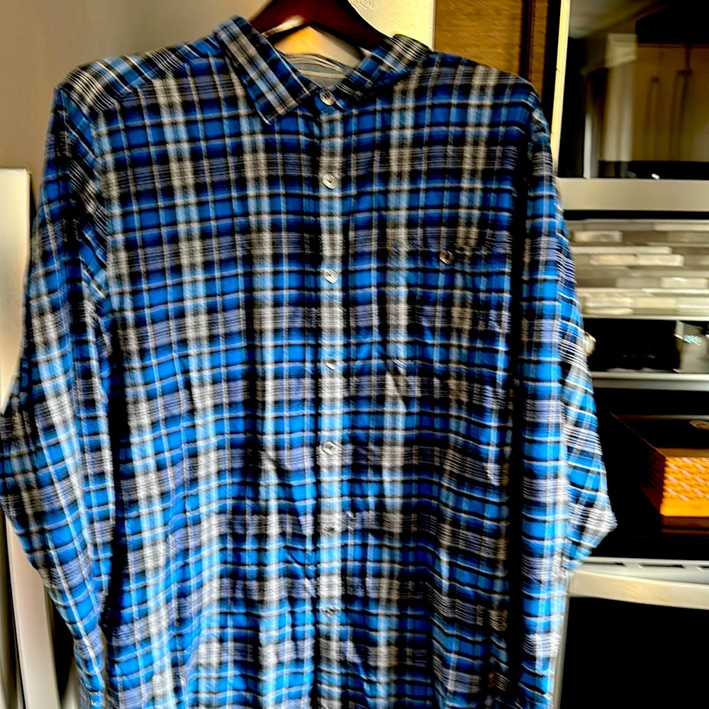 Tommy Bahama blue plad button down shirt XXL